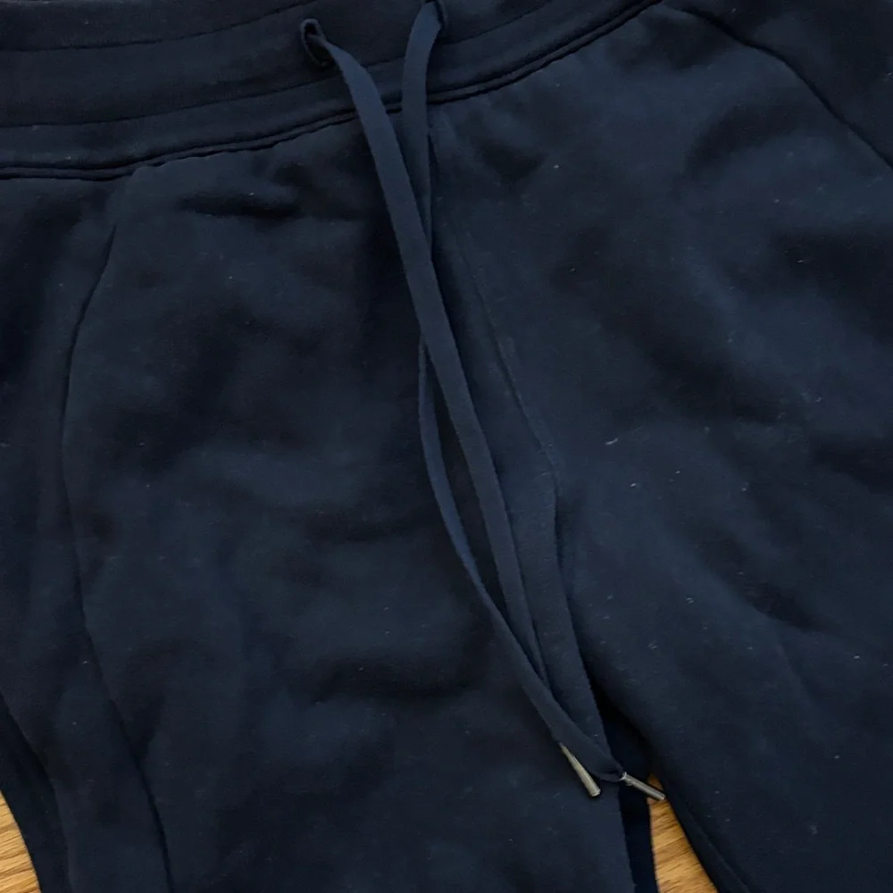 Lululemon Navy Blue Jogger Sweatpants - Picture 4 of 11